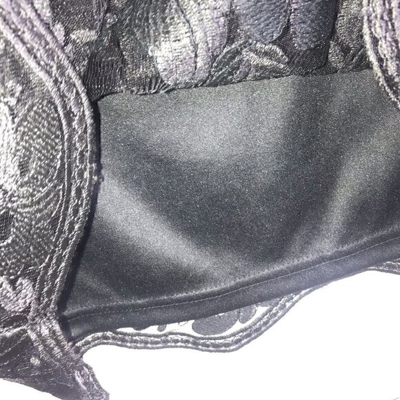 Fashion Nova Black Lace Overlay Mini Skirt-Large - Picture 6 of 11